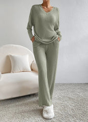 Chic Striped Two-Piece Set – Relaxed Fit