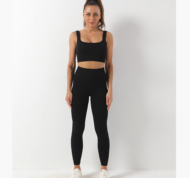 Seamless 2-Piece Yoga Set – Sculpting Bra & High-Waist Leggings